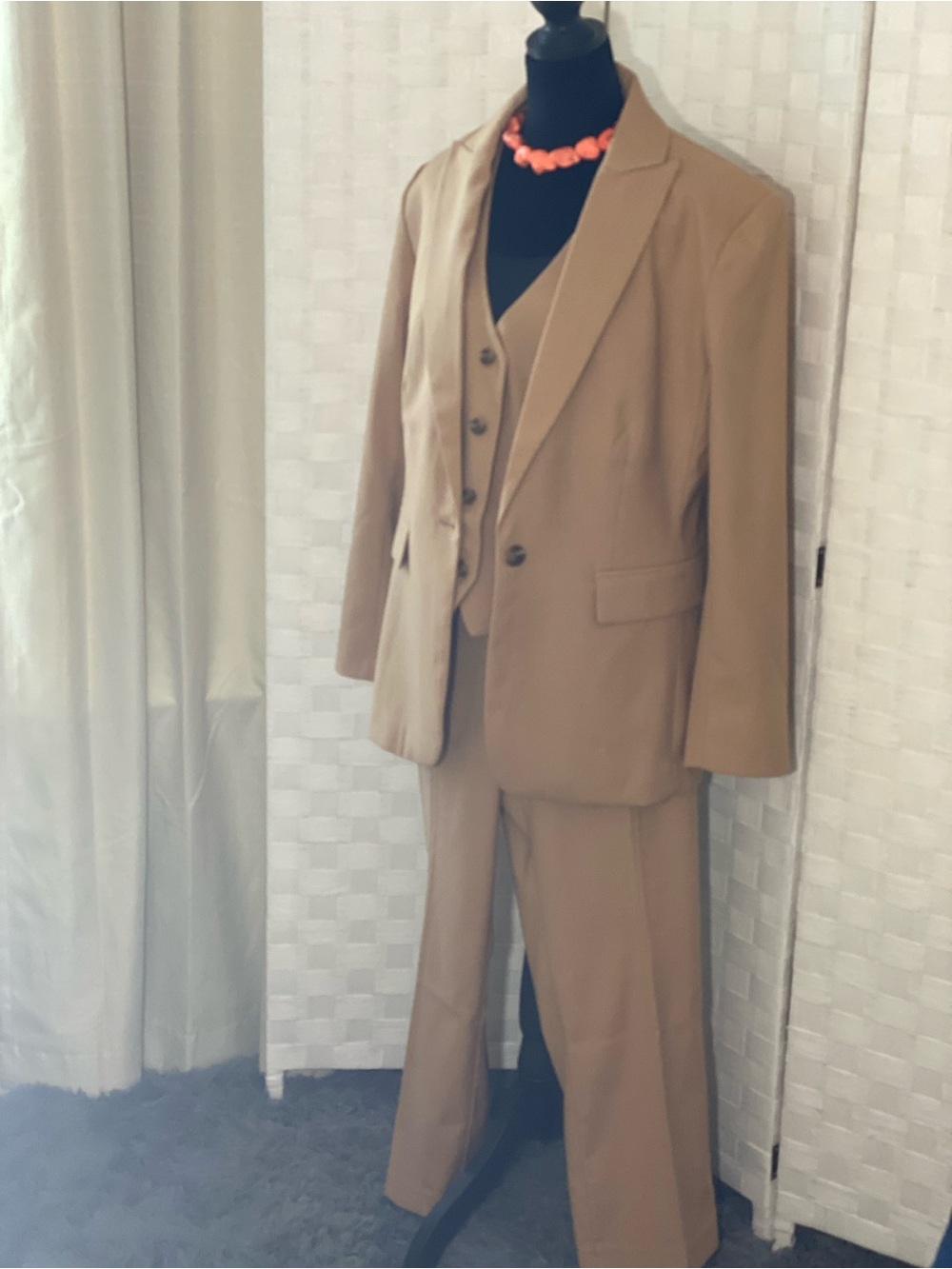 Ann Taylor Three-Piece Tan Suit Blazer, Vest & Pants NWT (Size 12/14/14 )
